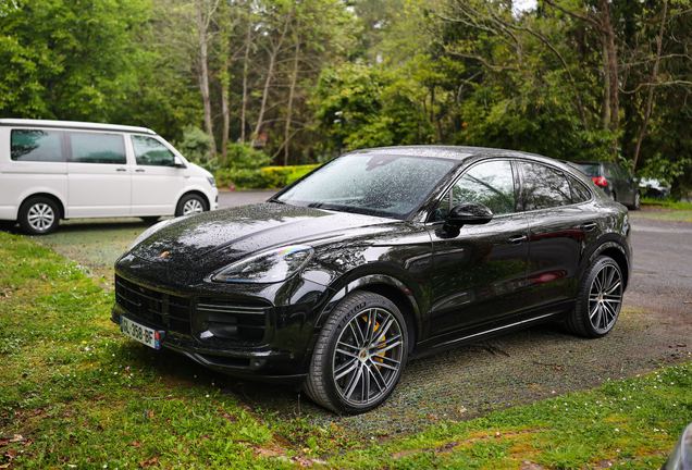 Porsche Cayenne Coupé Turbo S E-Hybrid