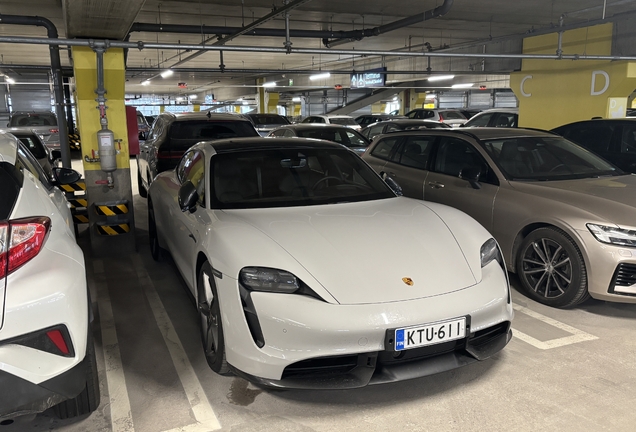 Porsche Taycan Turbo S