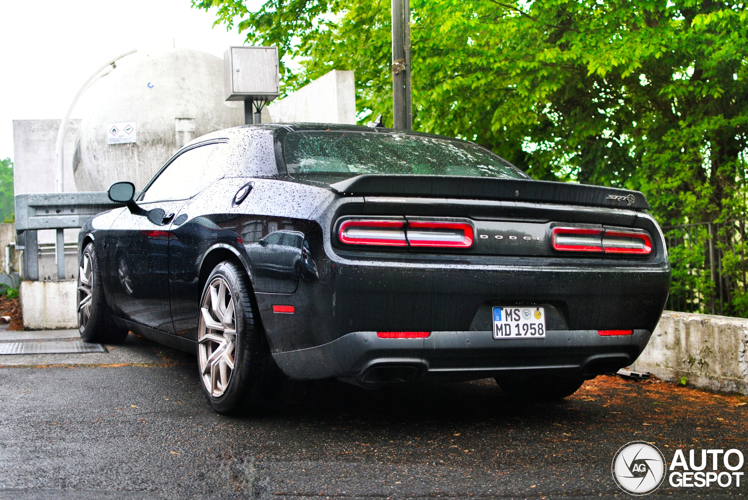 Dodge Challenger SRT Hellcat