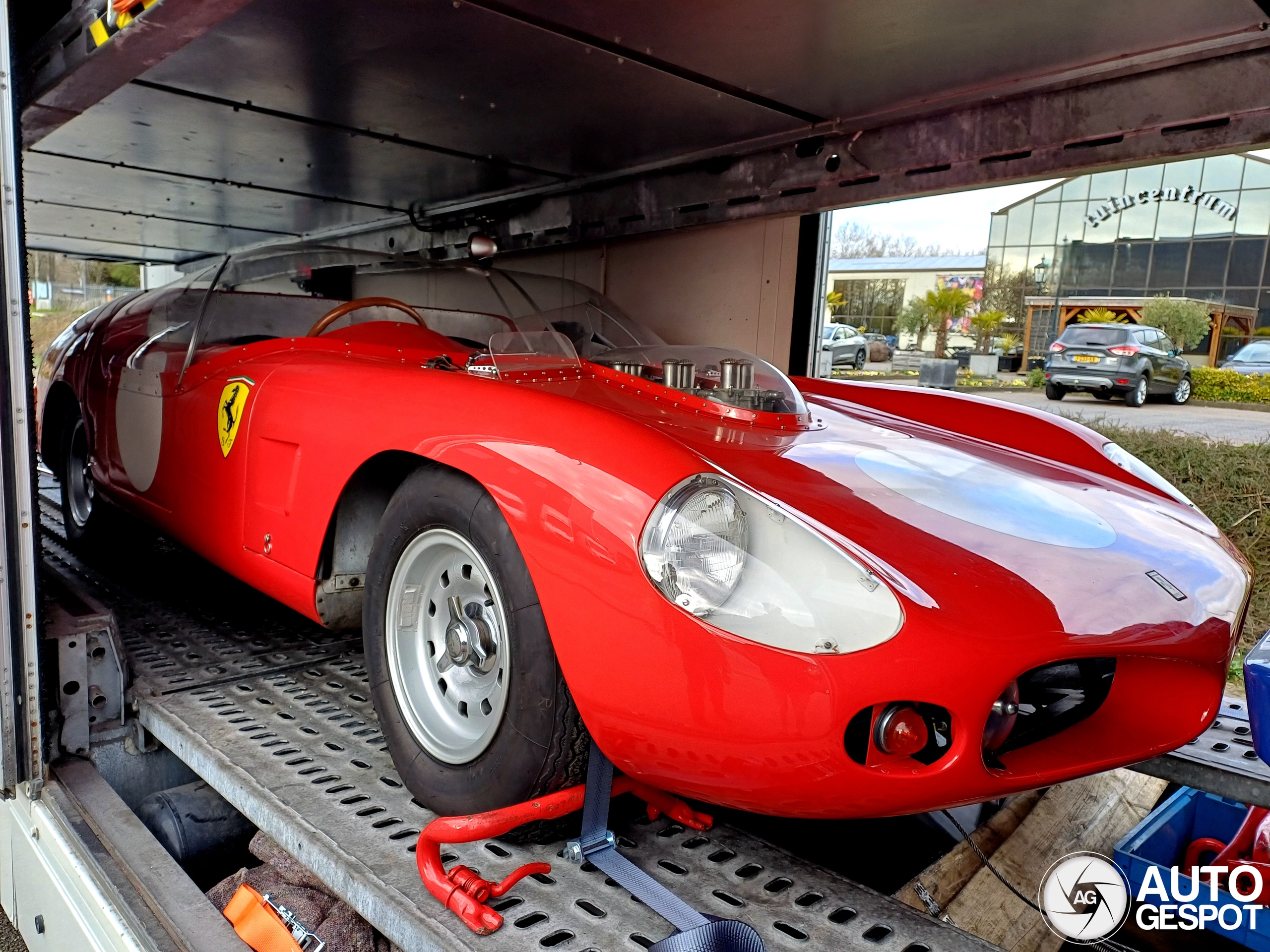 Ferrari 250 TRI/61