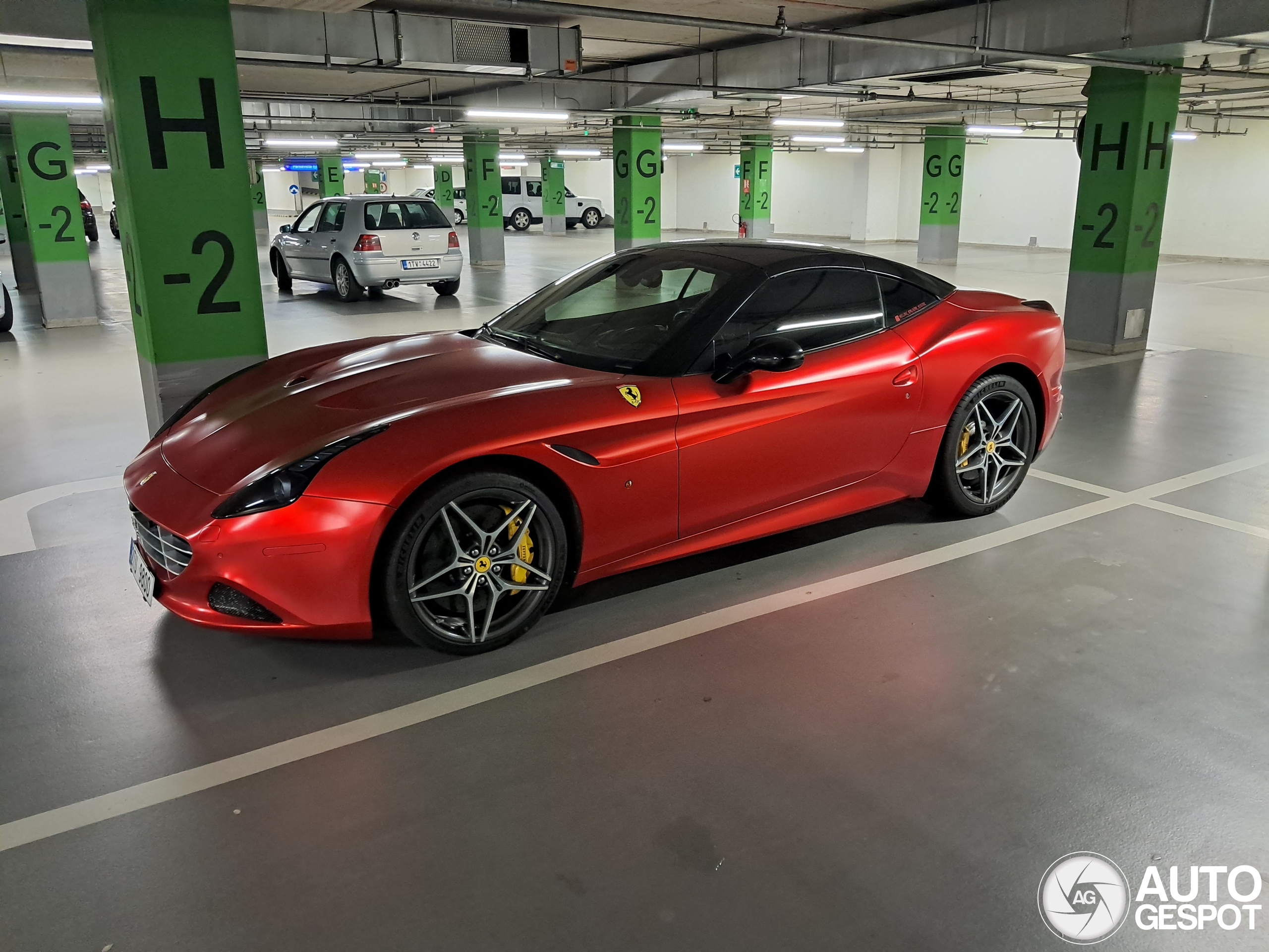 Ferrari California T