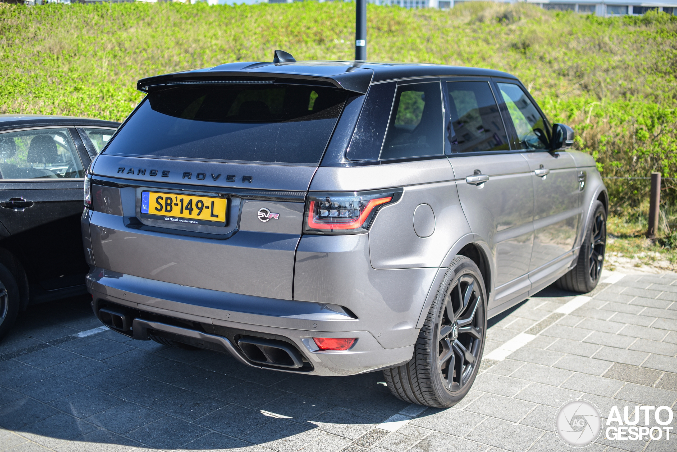 Land Rover Range Rover Sport SVR 2018