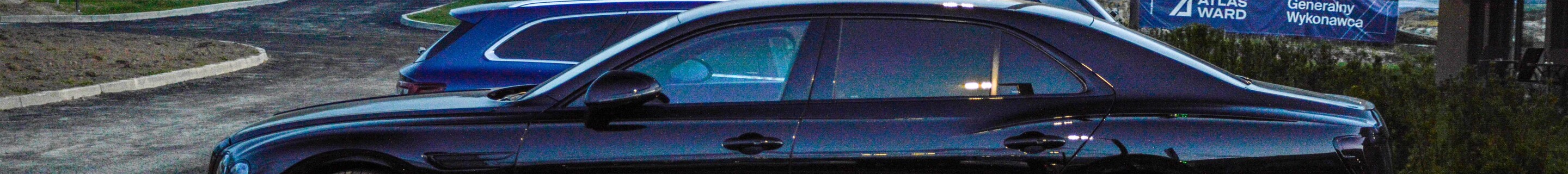 Bentley Flying Spur V8 2021