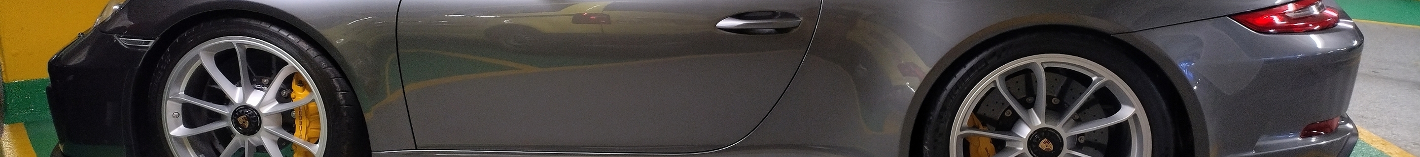 Porsche 991 GT3 Touring
