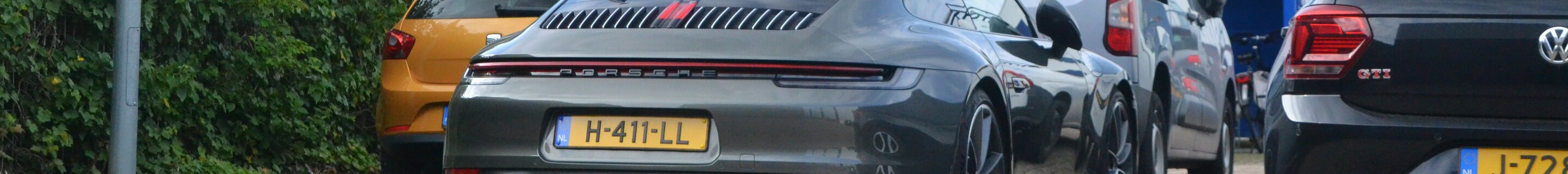 Porsche 992 Carrera 4S