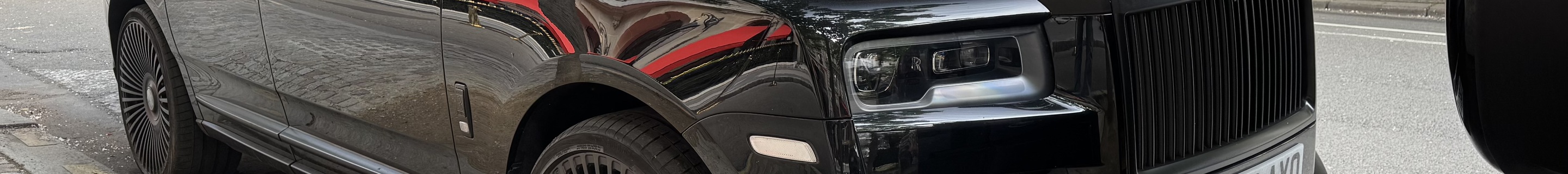 Rolls-Royce Cullinan Black Badge