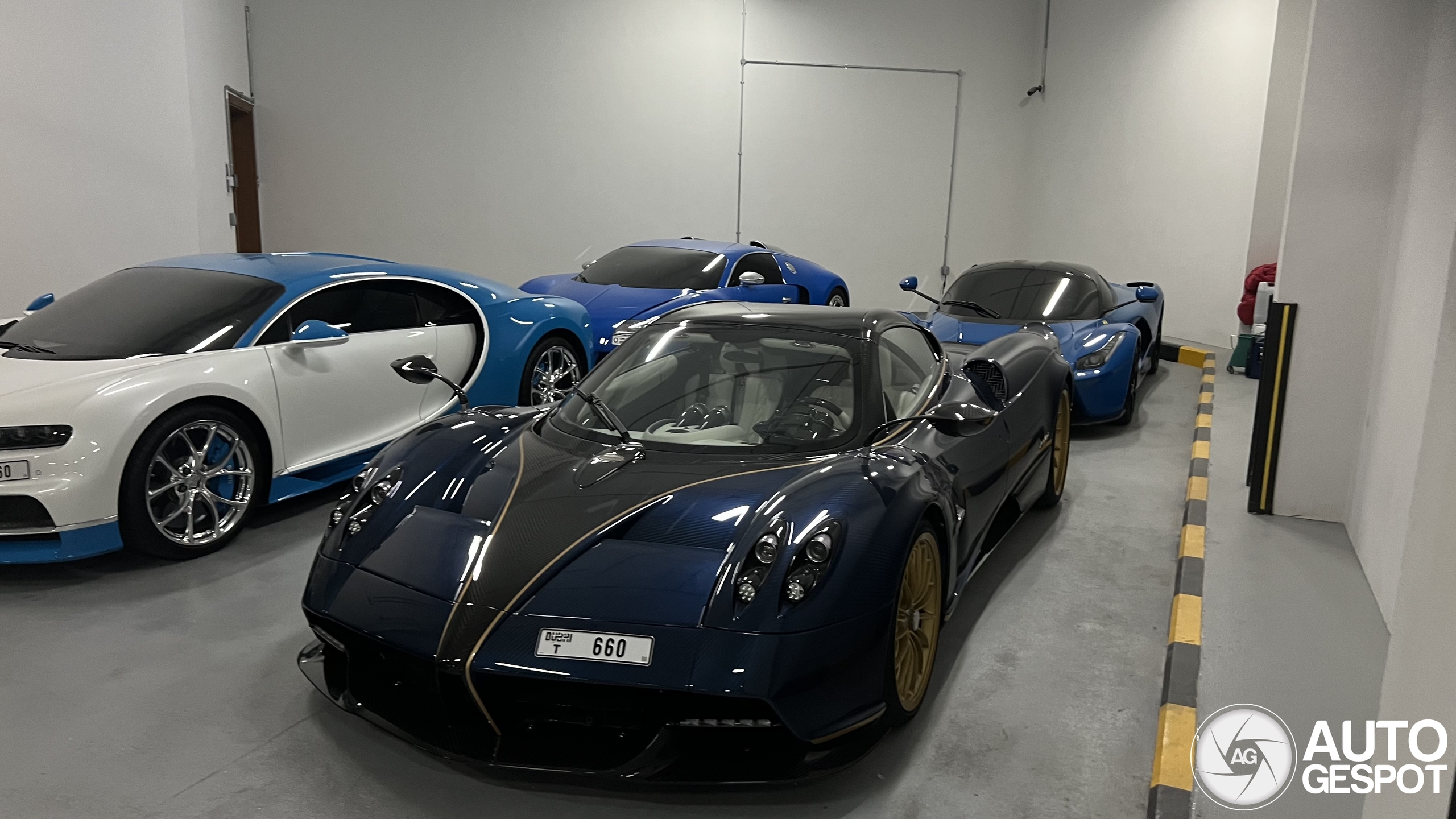 Pagani Huayra Roadster
