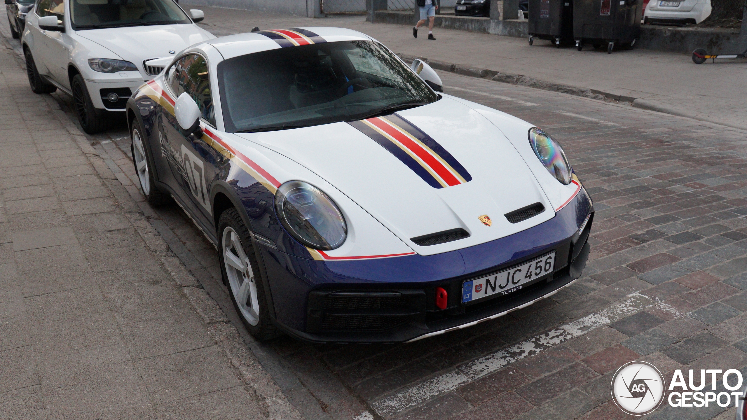 Porsche 992 Dakar