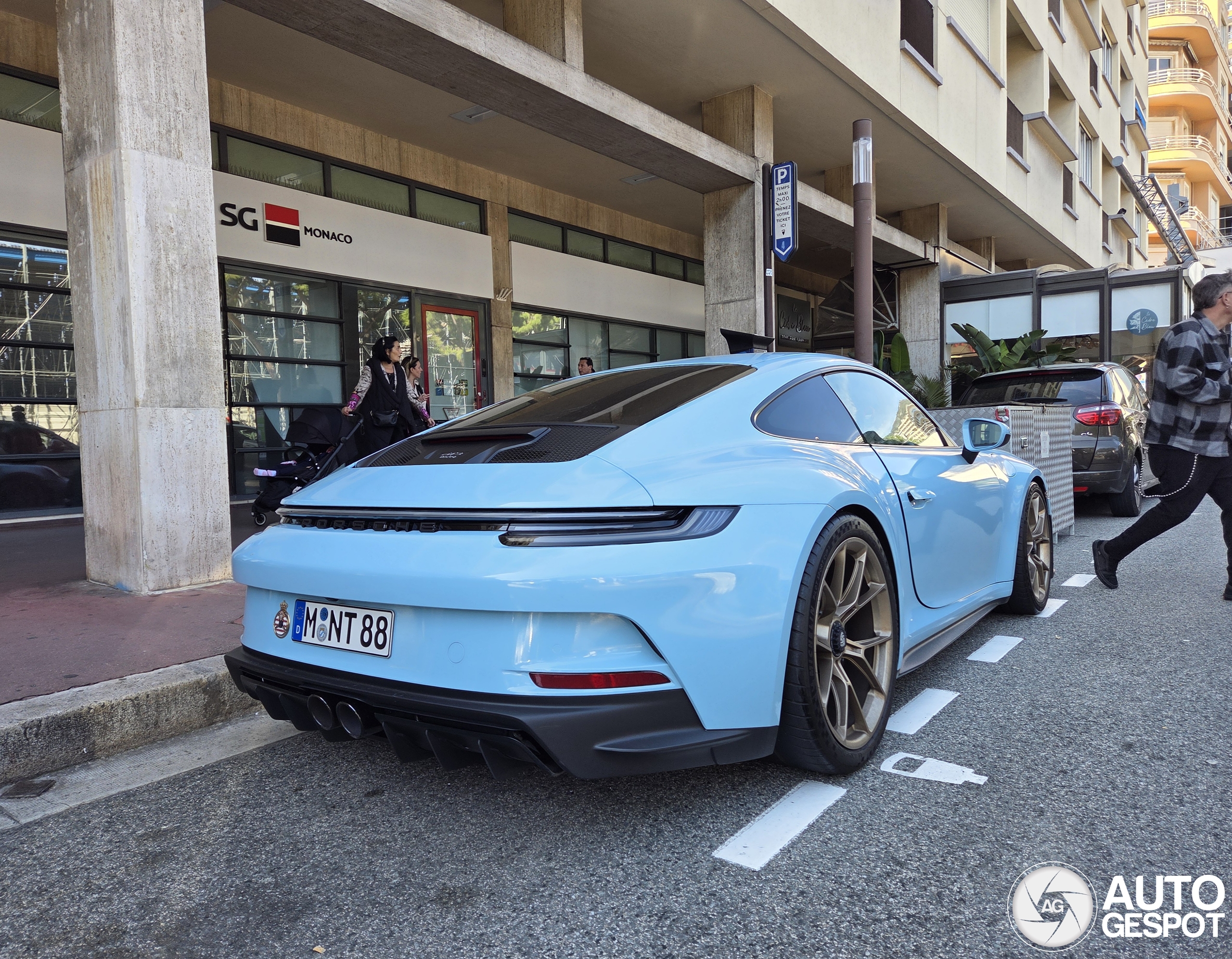 Porsche 992 GT3 Touring