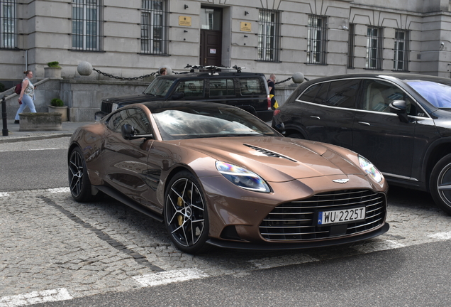 Aston Martin Vanquish 2025