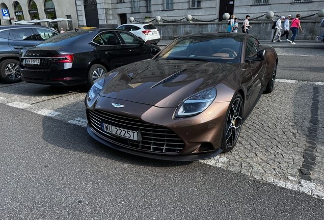 Aston Martin Vanquish 2025