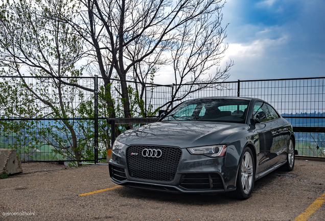 Audi RS5 B8 2012