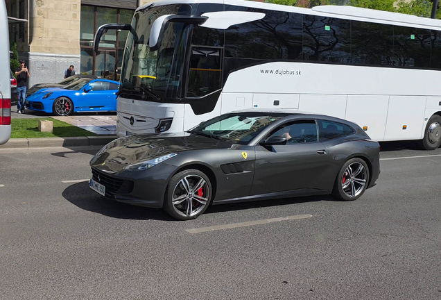 Ferrari GTC4Lusso
