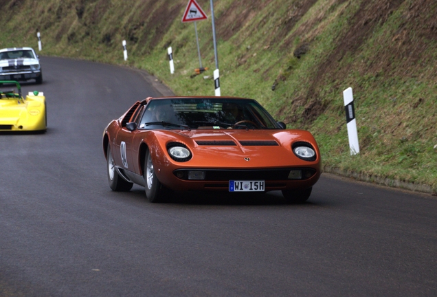 Lamborghini Miura P400