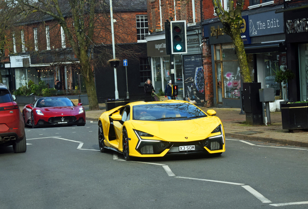 Lamborghini Revuelto