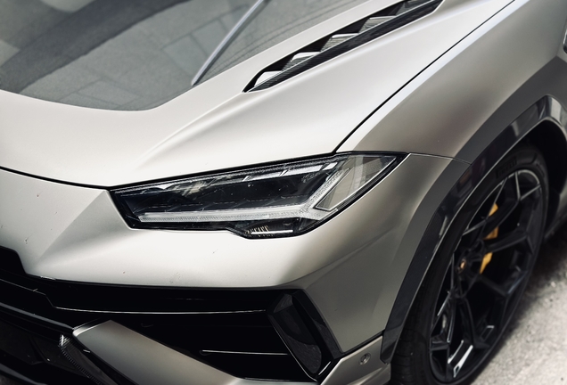 Lamborghini Urus Performante