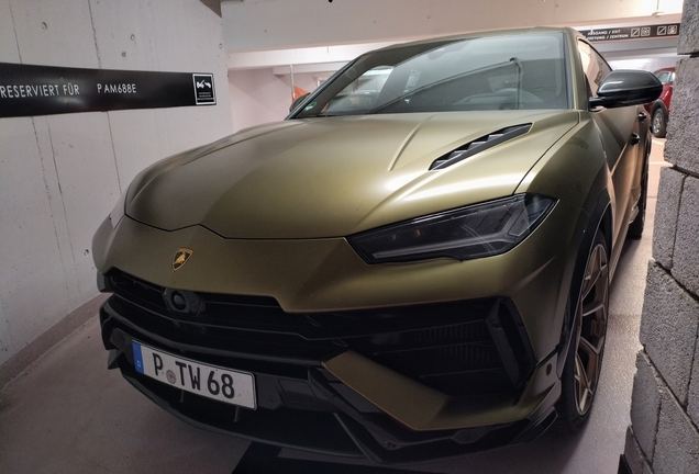 Lamborghini Urus Performante