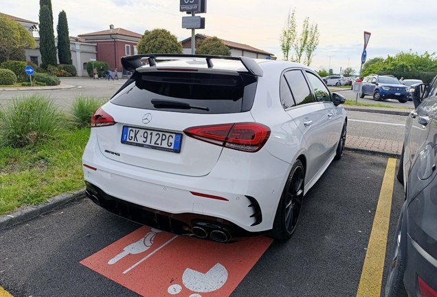 Mercedes-AMG A 45 S W177