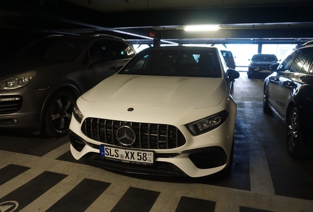 Mercedes-AMG A 45 W177