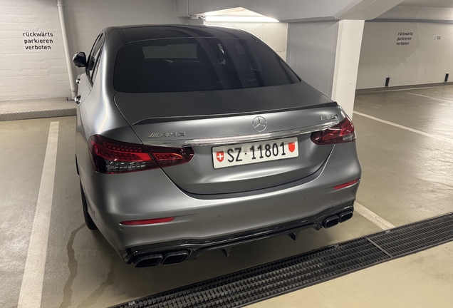 Mercedes-AMG E 63 S W213 2021