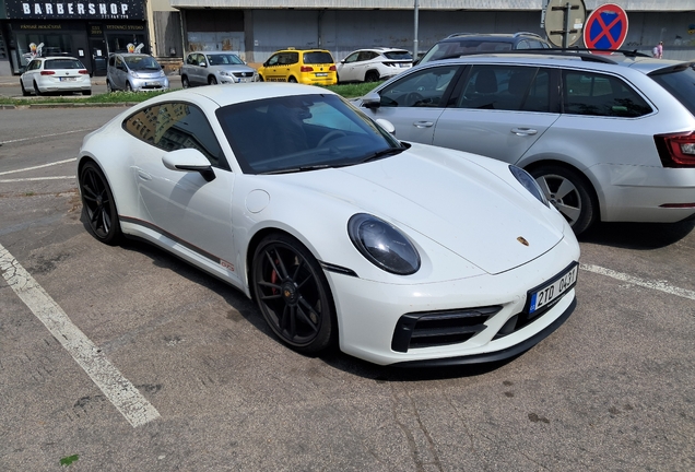 Porsche 992 Carrera GTS
