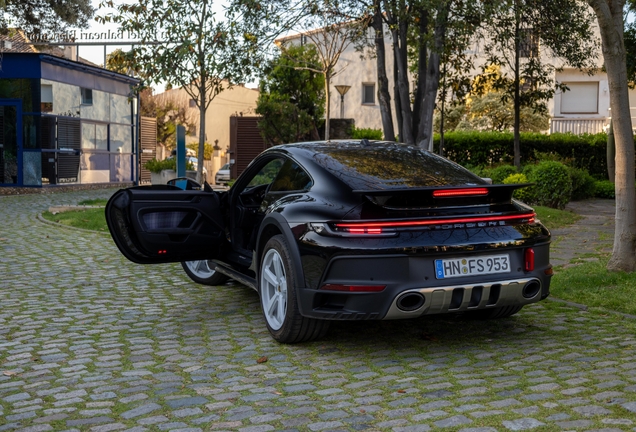 Porsche 992 Dakar