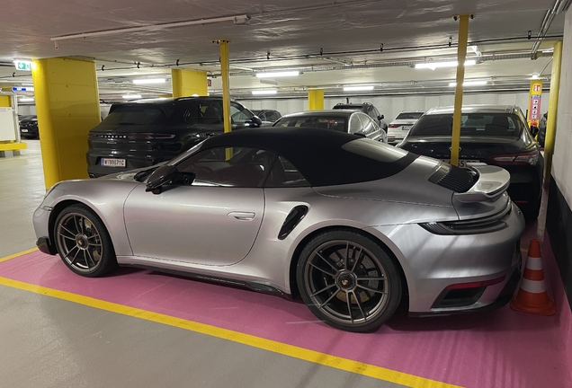 Porsche 992 Turbo S Cabriolet