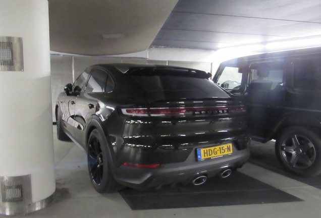 Porsche Cayenne Coupé Turbo E-Hybrid