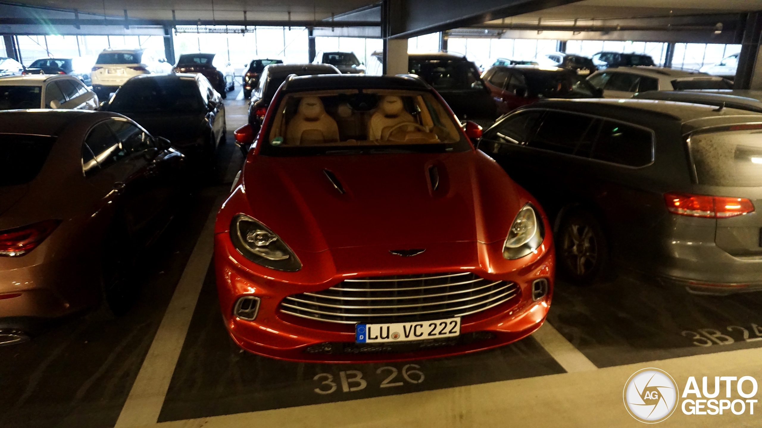 Aston Martin DBX