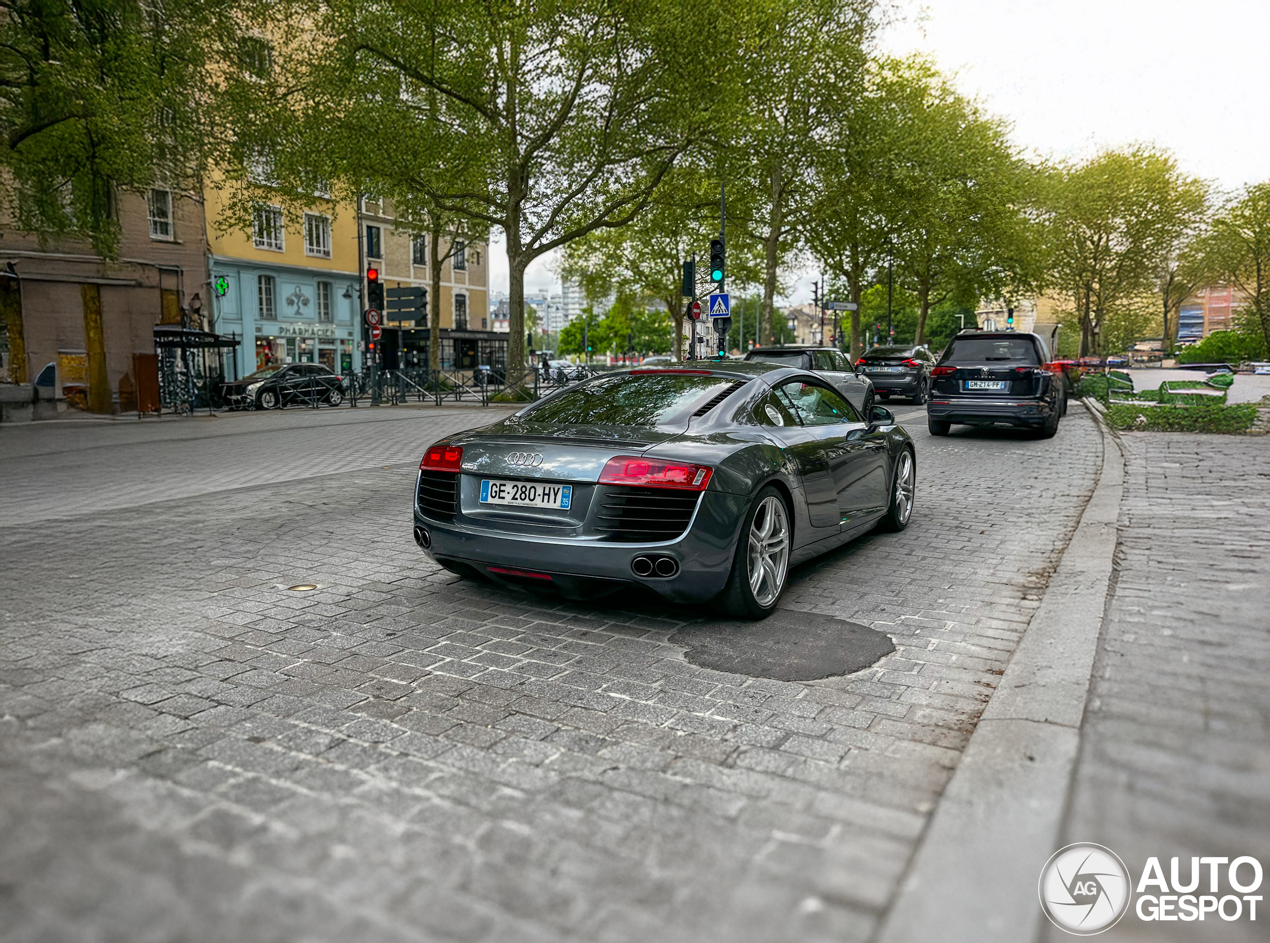 Audi R8