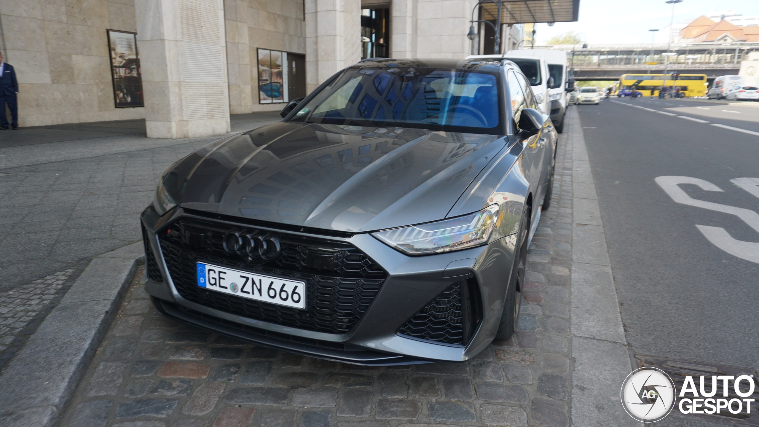 Audi RS6 Avant C8
