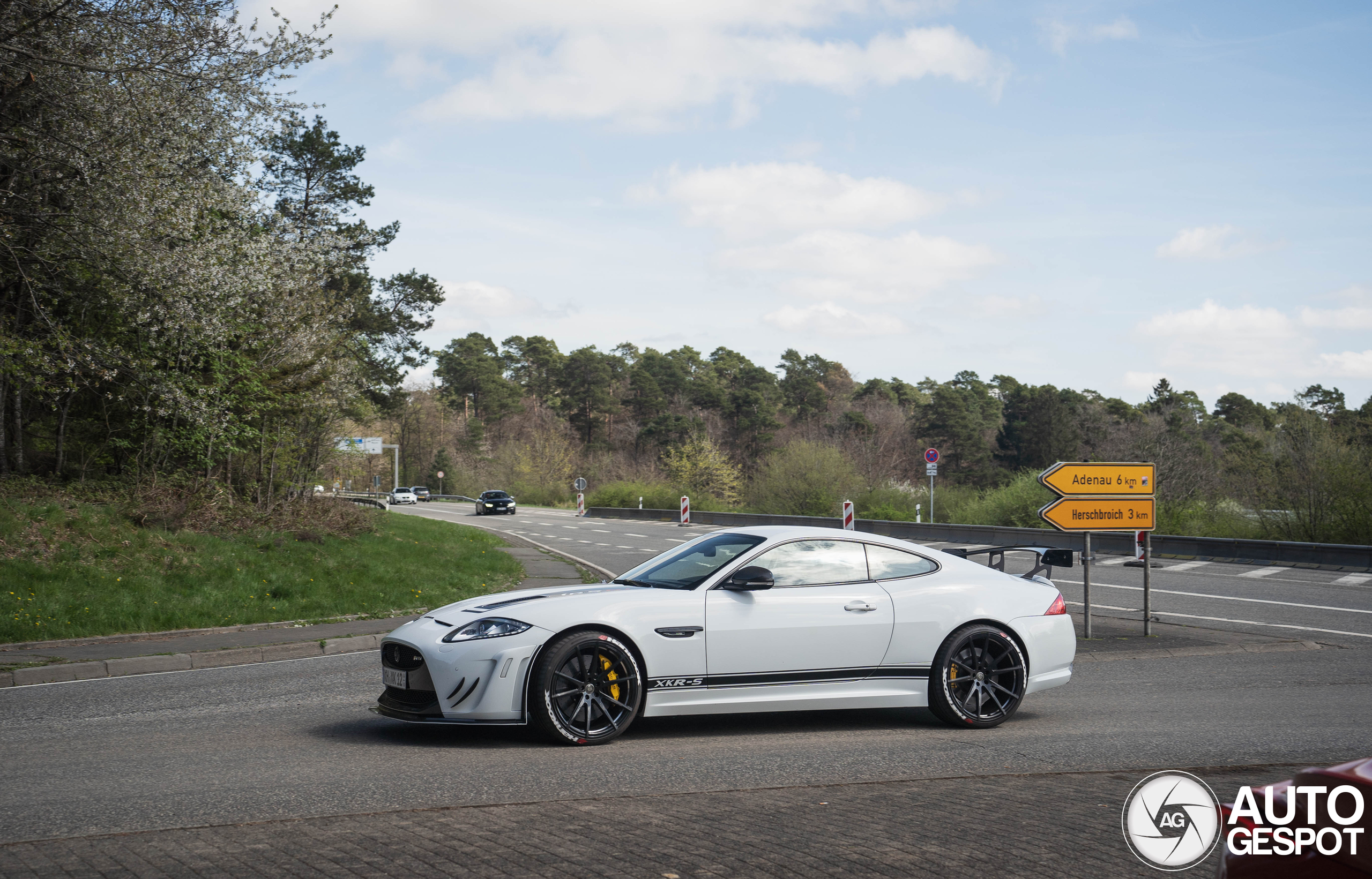 Jaguar XKR-S 2012