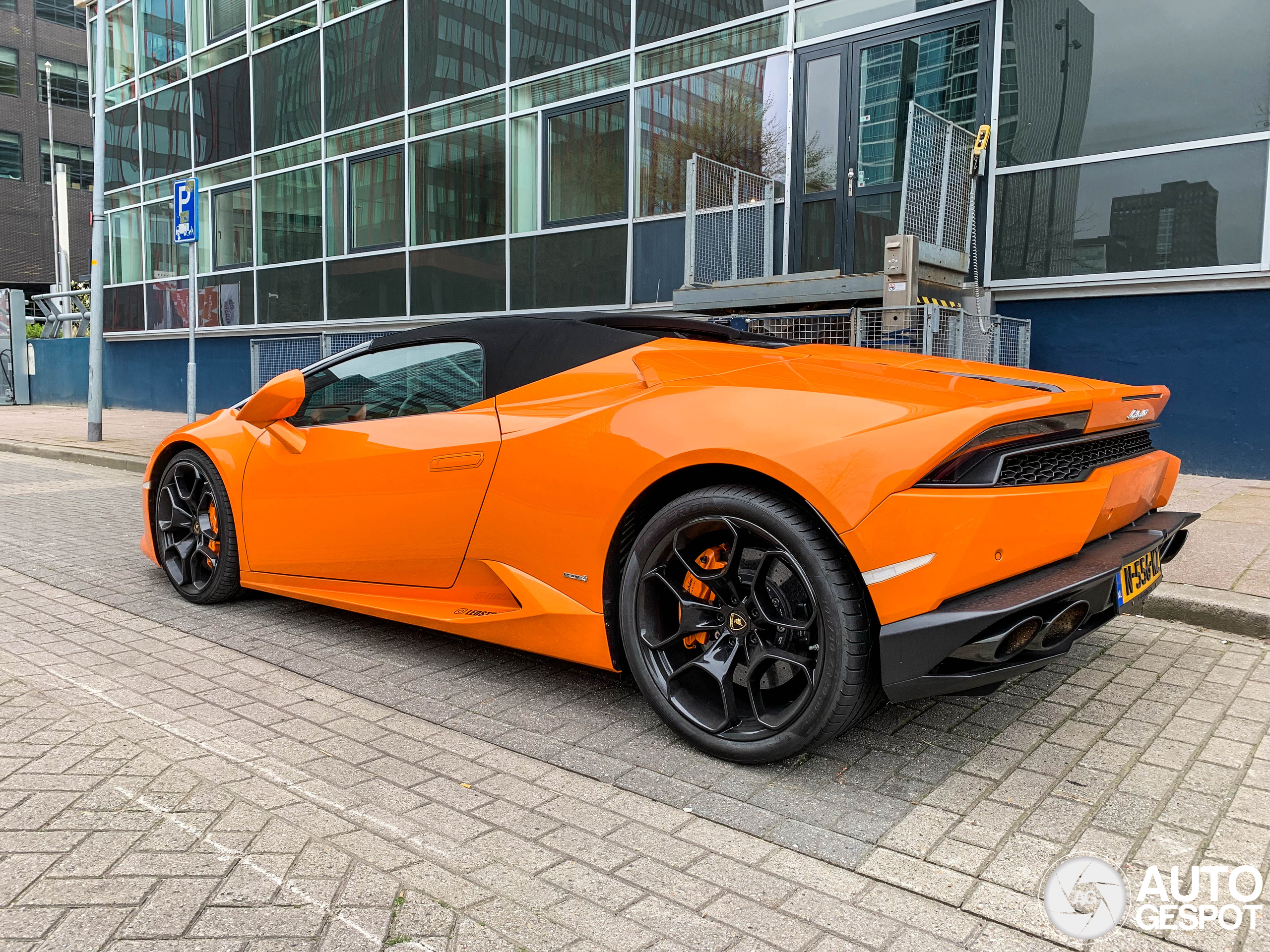 Lamborghini Huracán LP610-4 Spyder