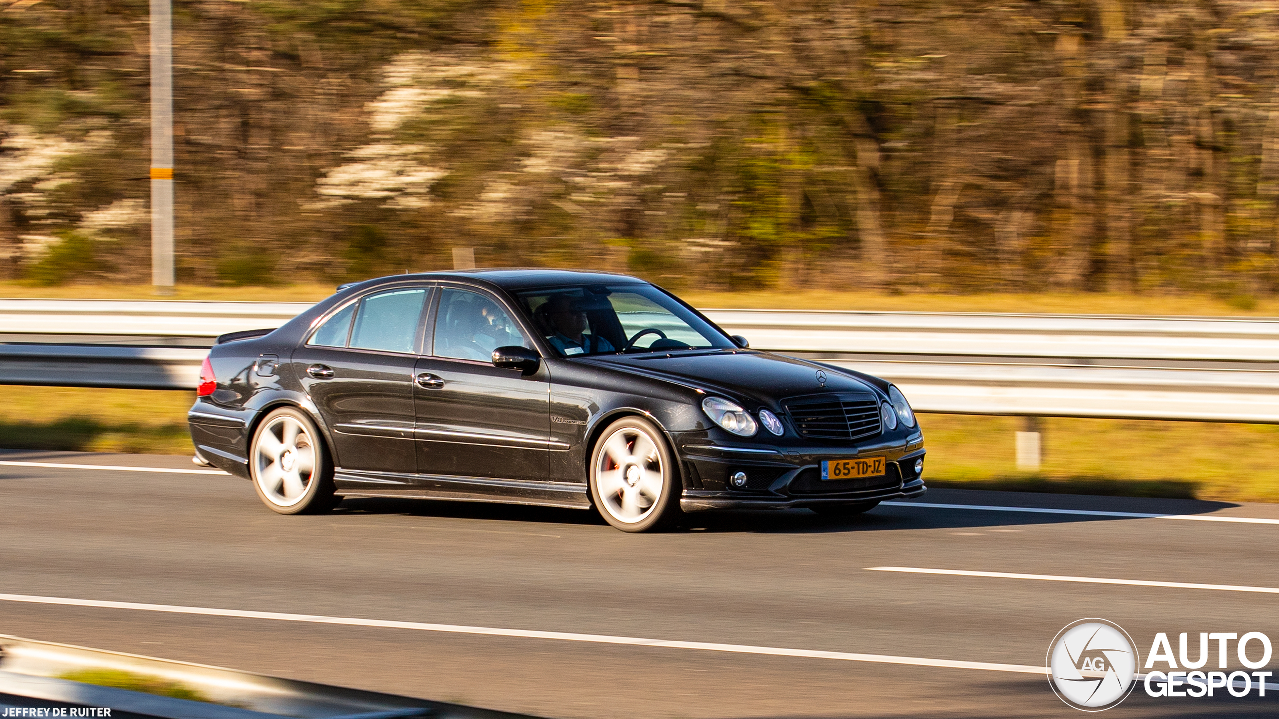 Mercedes-Benz E 55 AMG