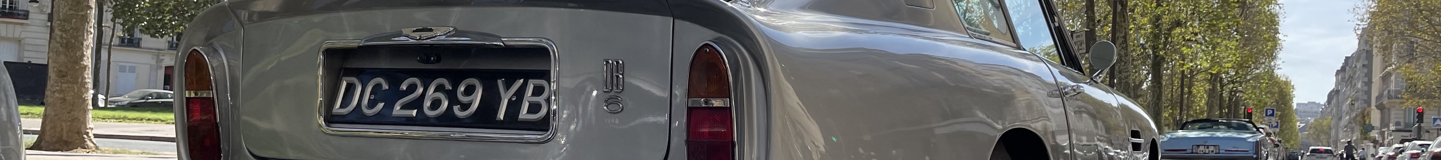 Aston Martin DB6 MKI