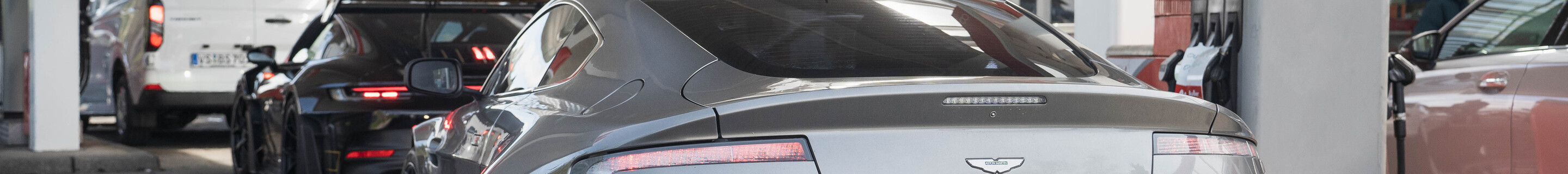 Aston Martin V8 Vantage