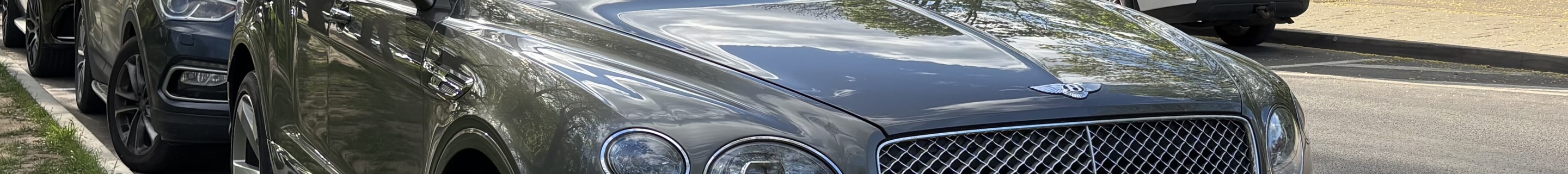 Bentley Bentayga V8 2021 First Edition