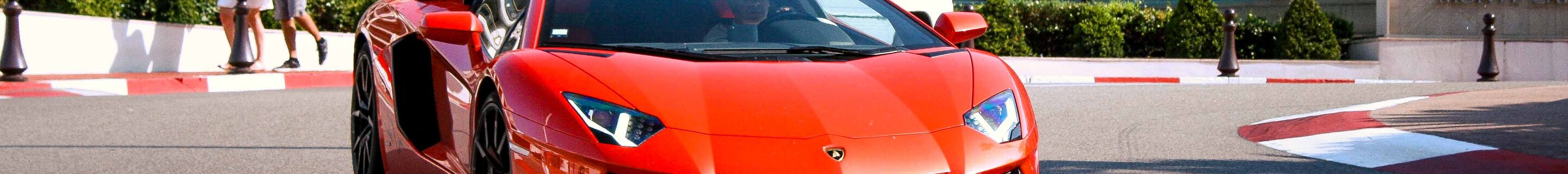 Lamborghini Aventador LP700-4