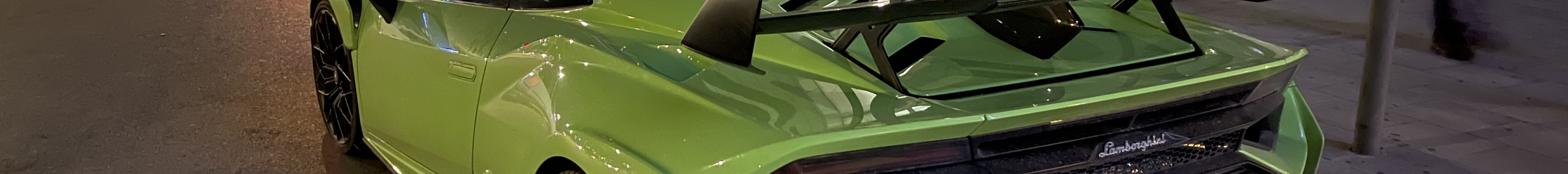 Lamborghini Huracán LP640-2 STO