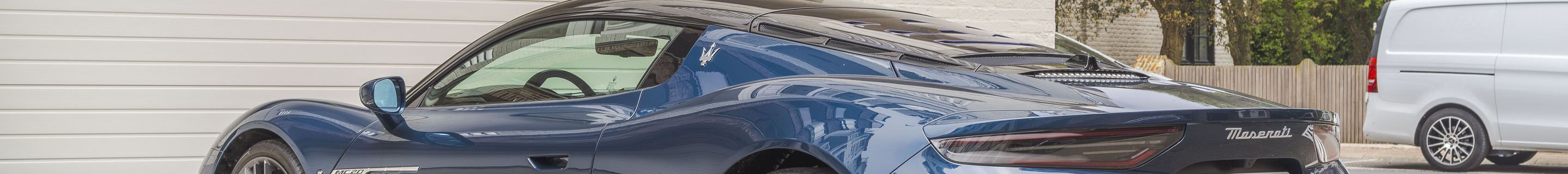 Maserati MC20