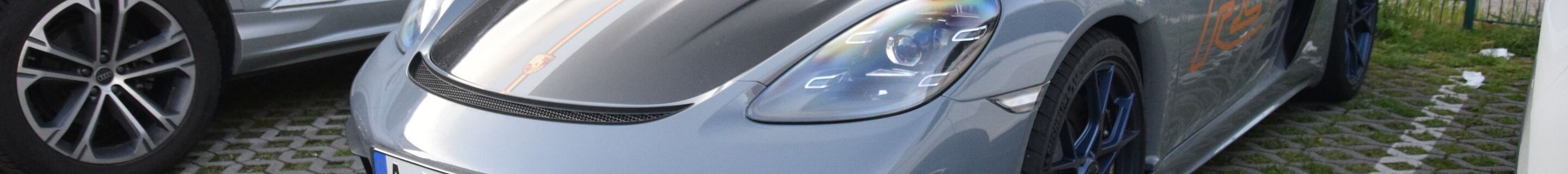 Porsche 718 Cayman GT4 RS Weissach Package