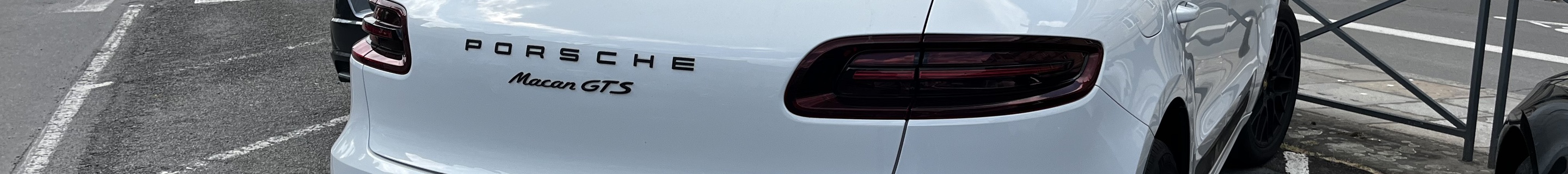 Porsche 95B Macan GTS