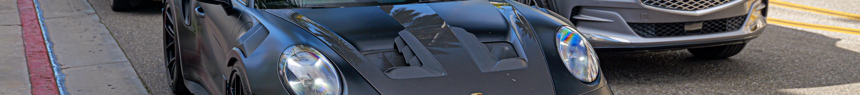 Porsche 992 GT3 RS Weissach Package