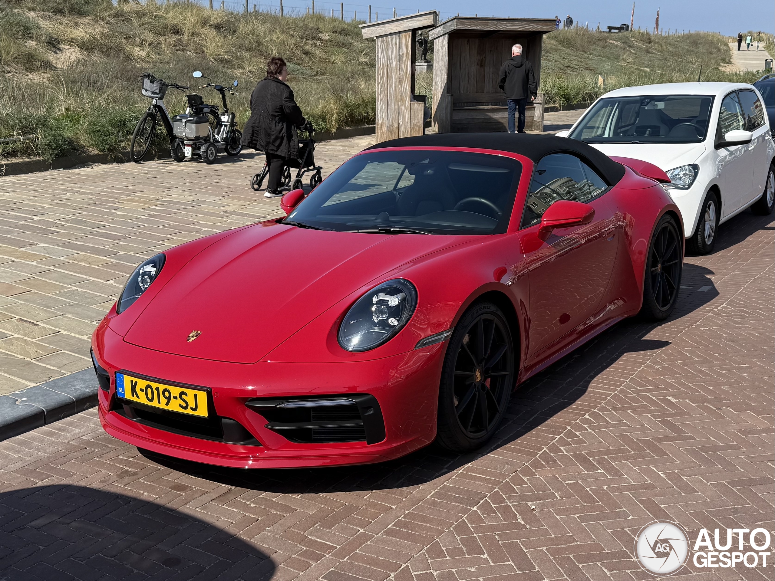Porsche 992 Carrera 4S Cabriolet