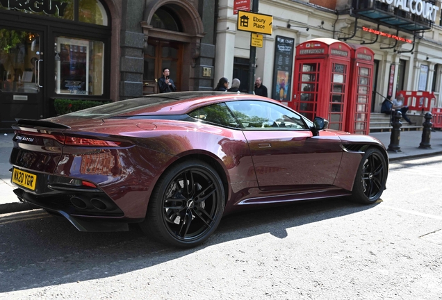 Aston Martin DBS Superleggera