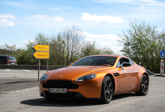 Aston Martin V8 Vantage