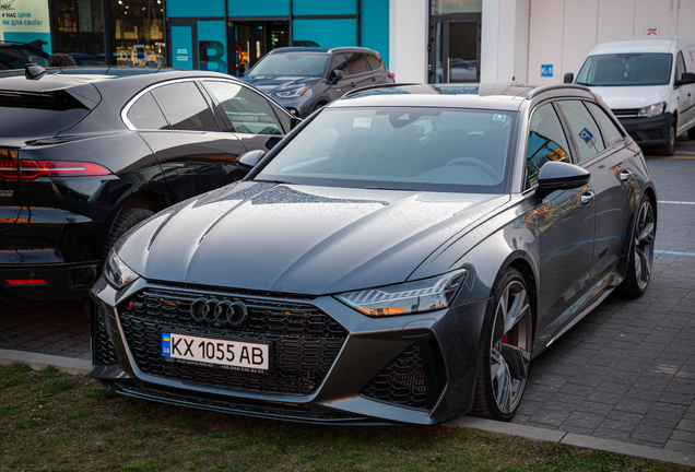 Audi RS6 Avant C8