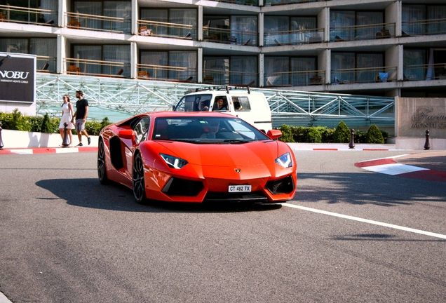 Lamborghini Aventador LP700-4