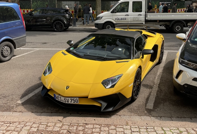 Lamborghini Aventador LP750-4 SuperVeloce Roadster