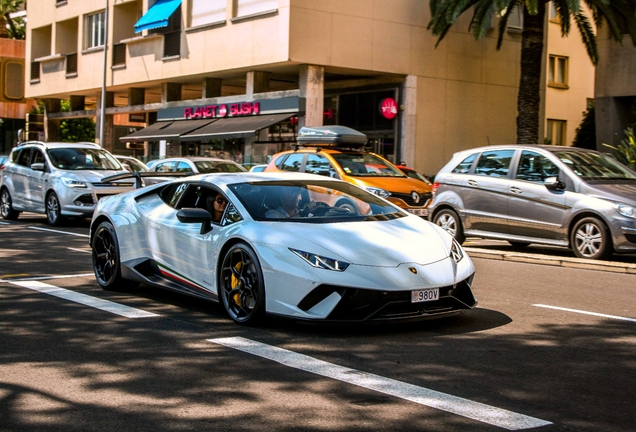 Lamborghini Huracán LP640-4 Performante